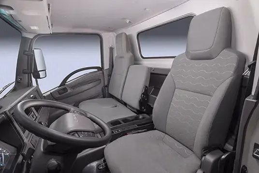 2026 Isuzu NRR EV Class 5 132.5 in Wheelbase - Image 11